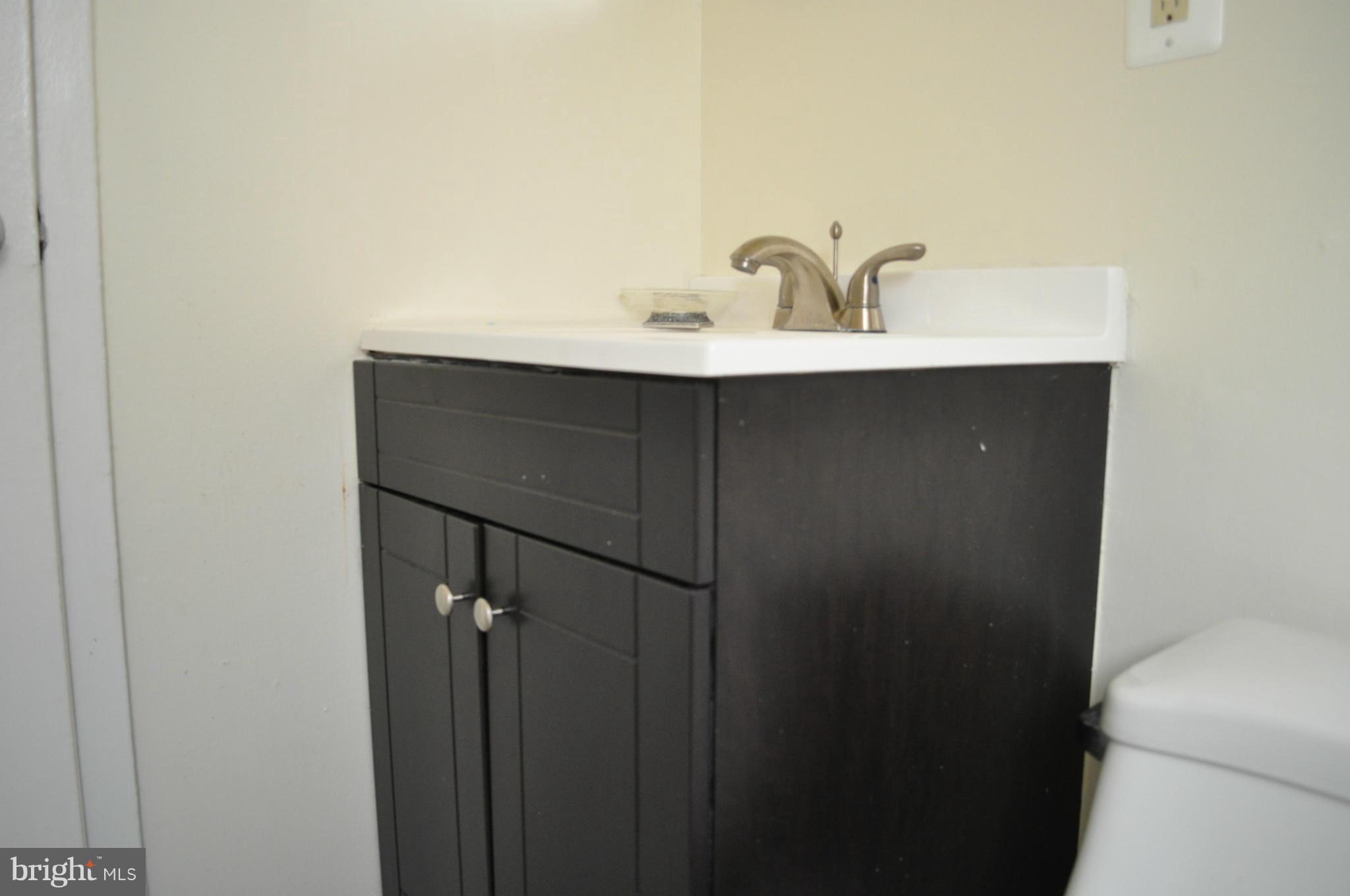 301 Anacostia Road Southeast, Unit 2 BEDROOM Washington, DC 20019 - Photo 14 of 19 Bath