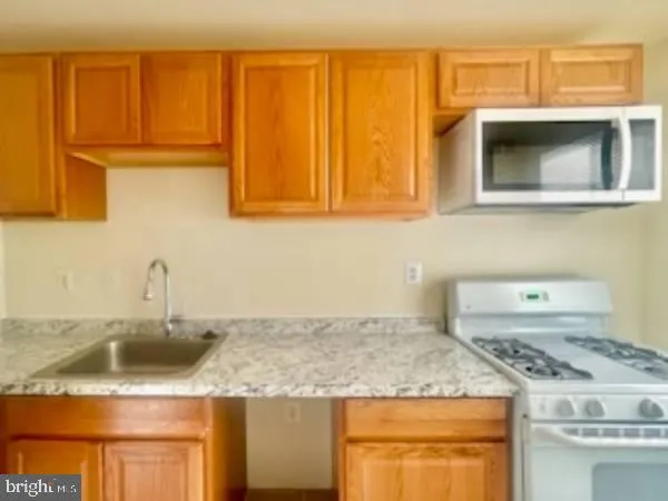 $1,300 | 301 Anacostia Road Southeast, Unit 2 BEDROOM, Washington, DC 20019