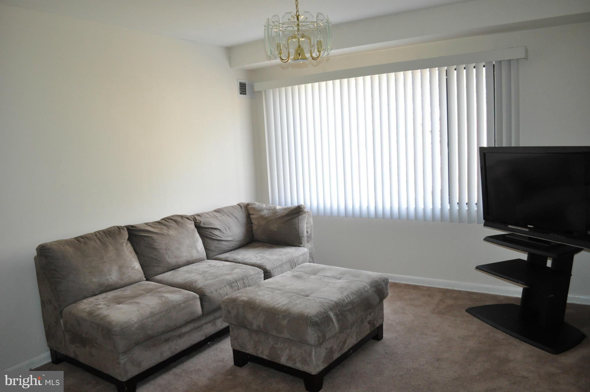 301 Anacostia Road Southeast, Unit 2 BEDROOM Washington, DC 20019 - Photo 2 of 19 Living Room