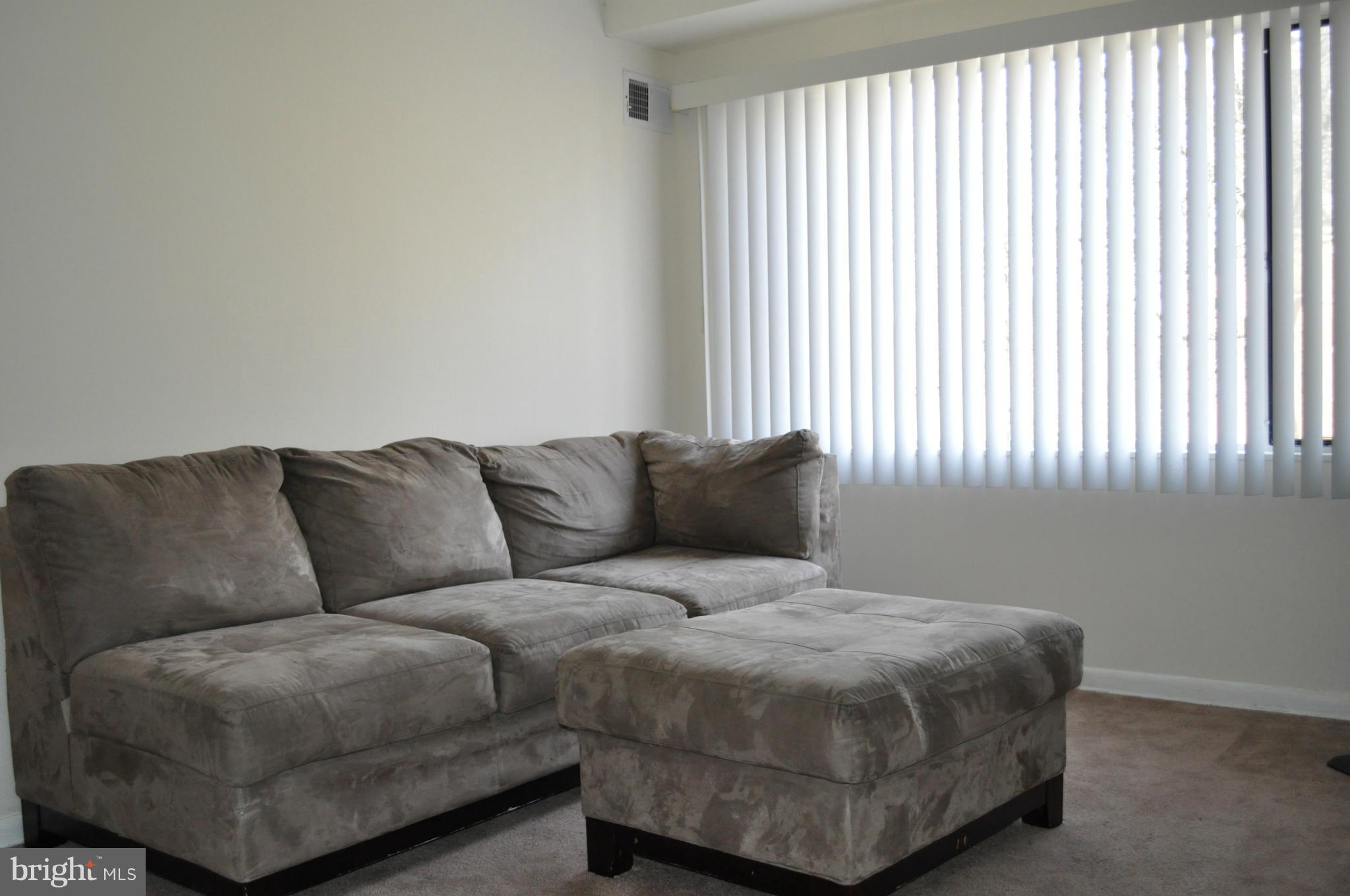 301 Anacostia Road Southeast, Unit 2 BEDROOM Washington, DC 20019 - Photo 4 of 19 Family Room