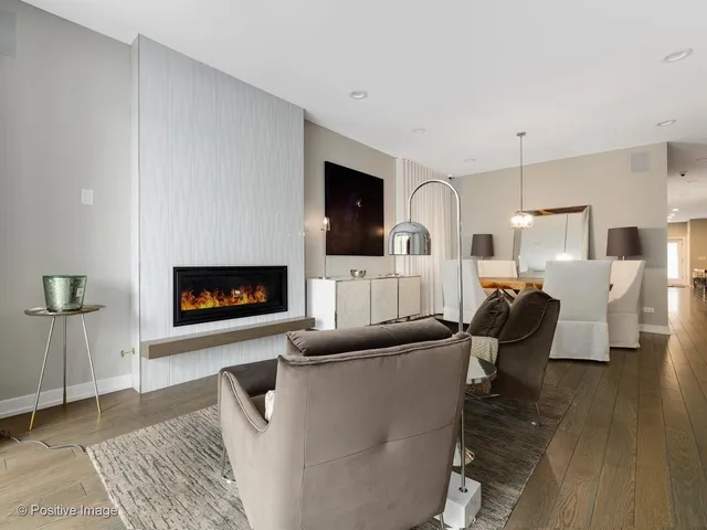 $999,000 | 1448 West Erie Street, Unit 1, Chicago, IL 60642