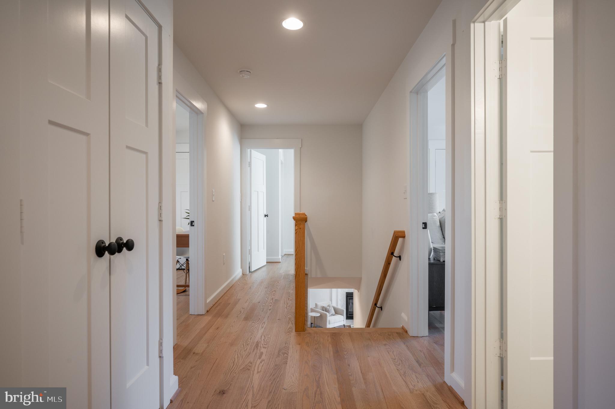 304 Lee Circle Alexandria, VA 22305 - Photo 26 of 62 Upper Level Hallway