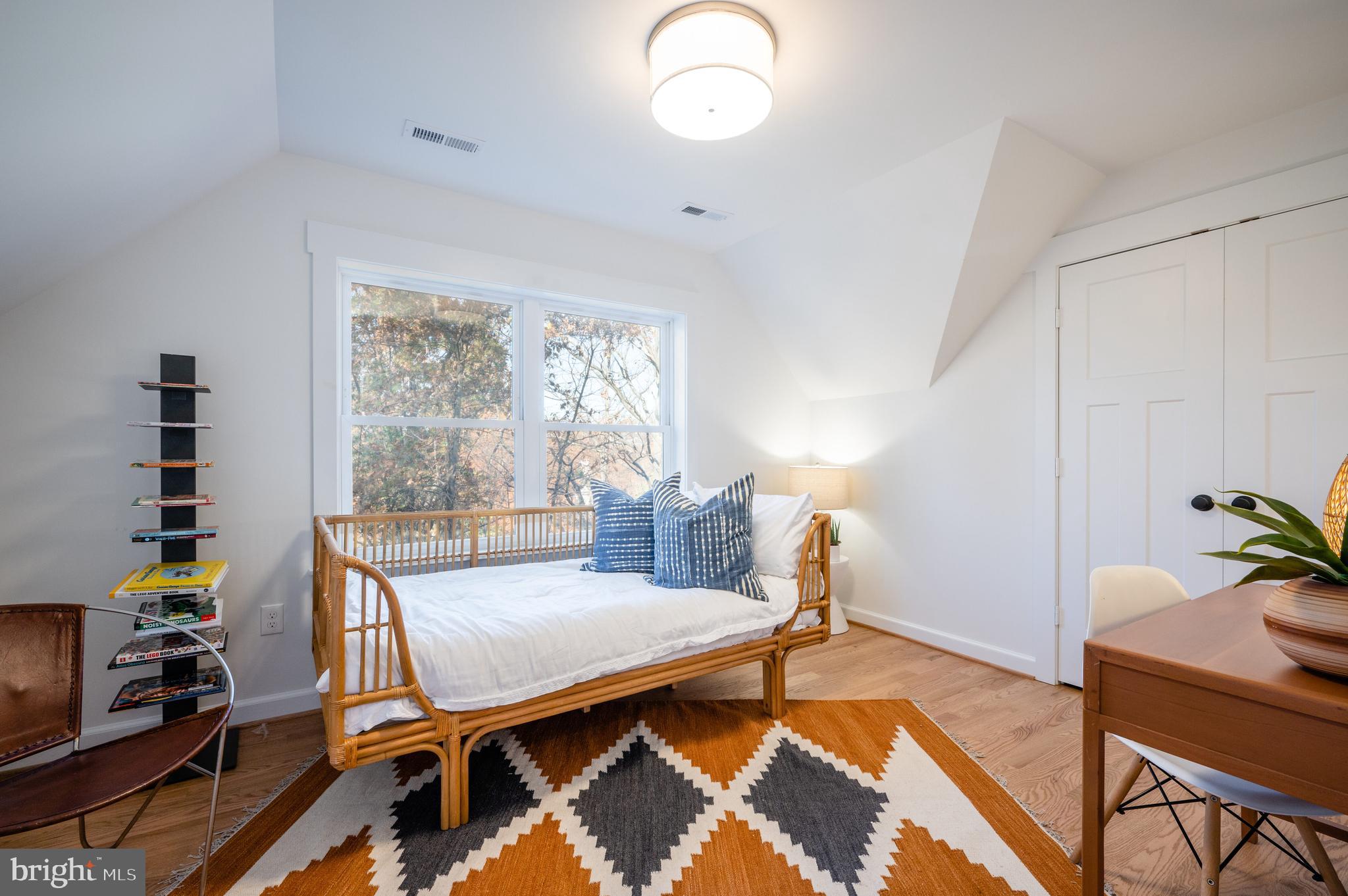 304 Lee Circle Alexandria, VA 22305 - Photo 33 of 62 Bedroom