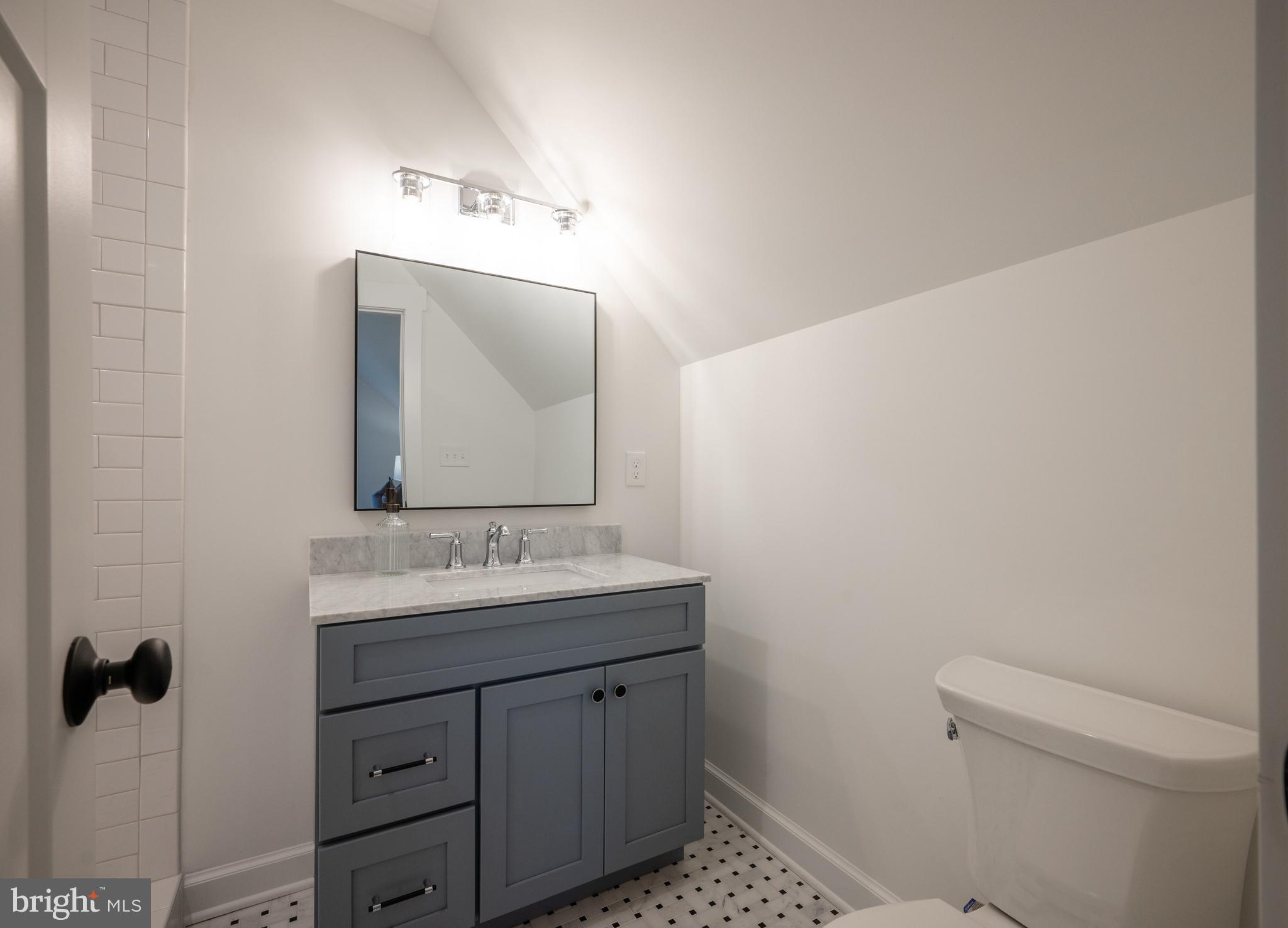 304 Lee Circle Alexandria, VA 22305 - Photo 40 of 62 Full Bath