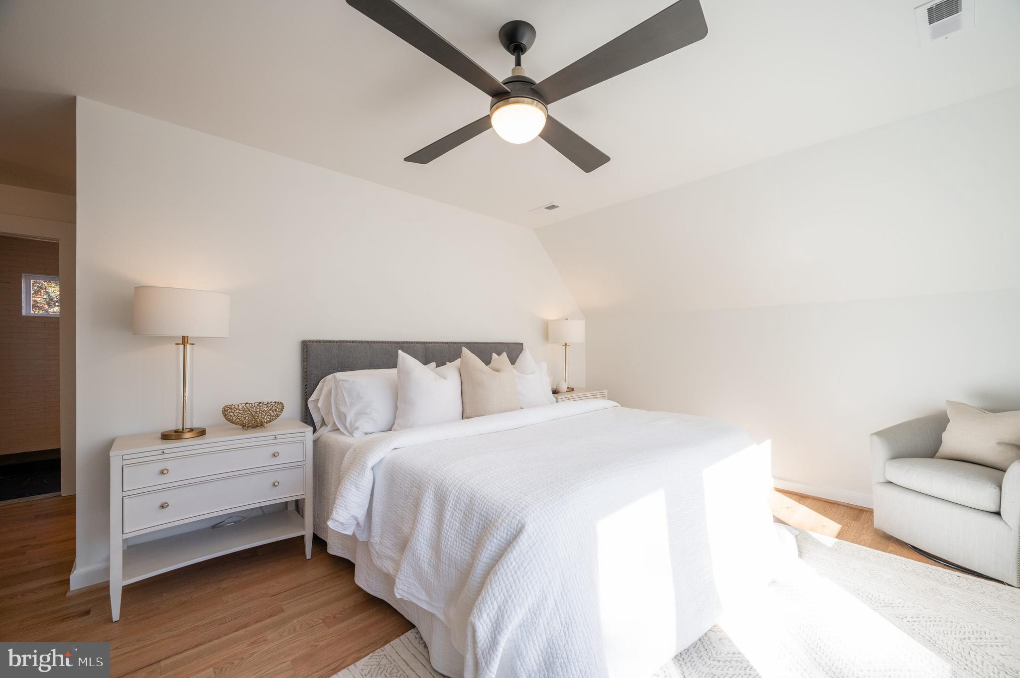 304 Lee Circle Alexandria, VA 22305 - Photo 43 of 62 Bedroom