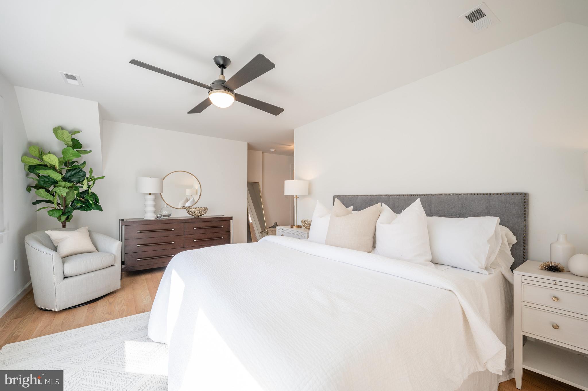 304 Lee Circle Alexandria, VA 22305 - Photo 44 of 62 Bedroom