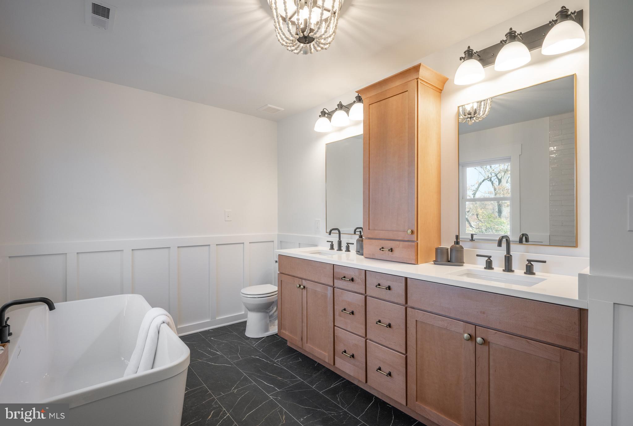 304 Lee Circle Alexandria, VA 22305 - Photo 45 of 62 Full Bath