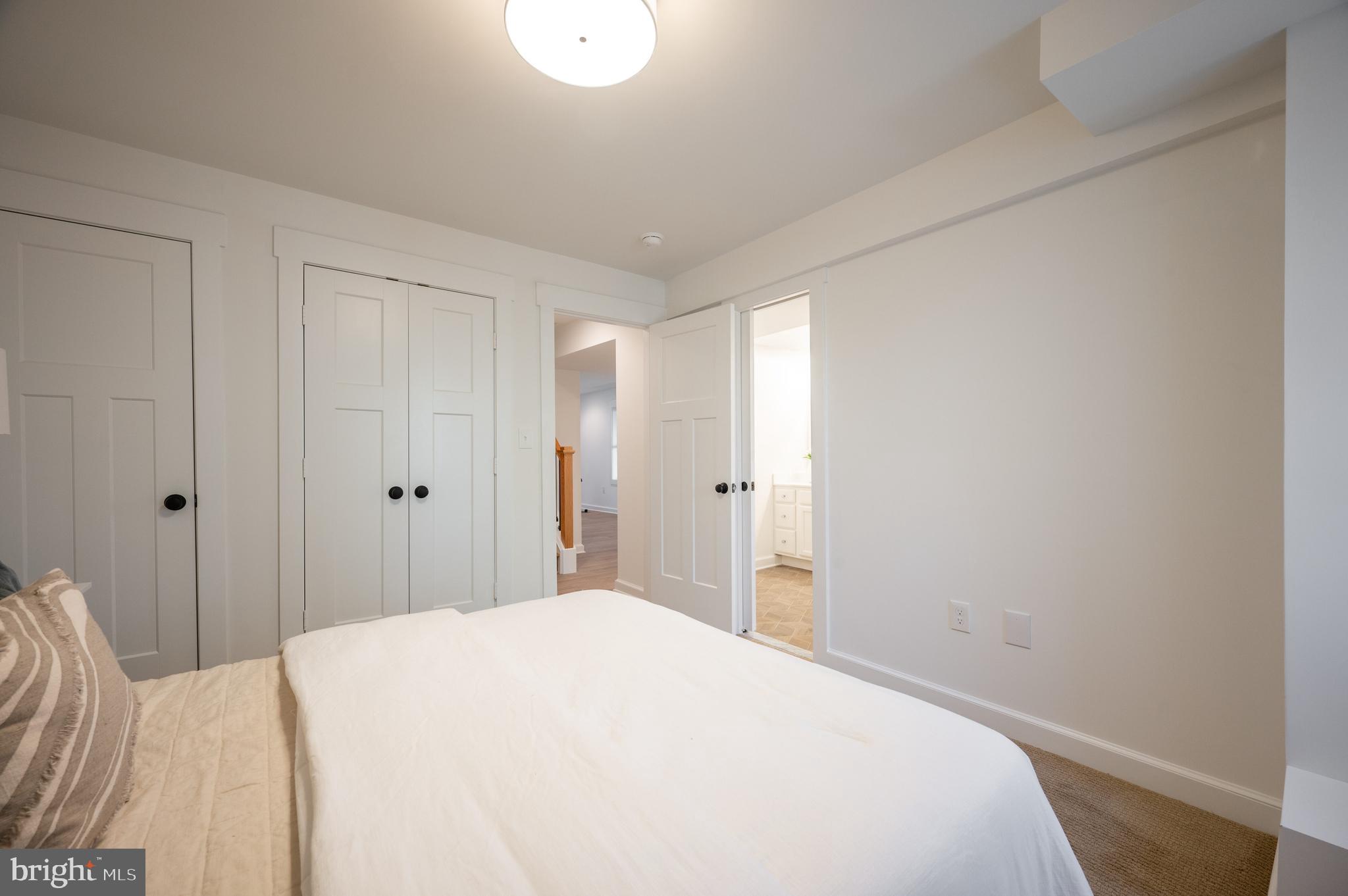 304 Lee Circle Alexandria, VA 22305 - Photo 50 of 62 Bedroom