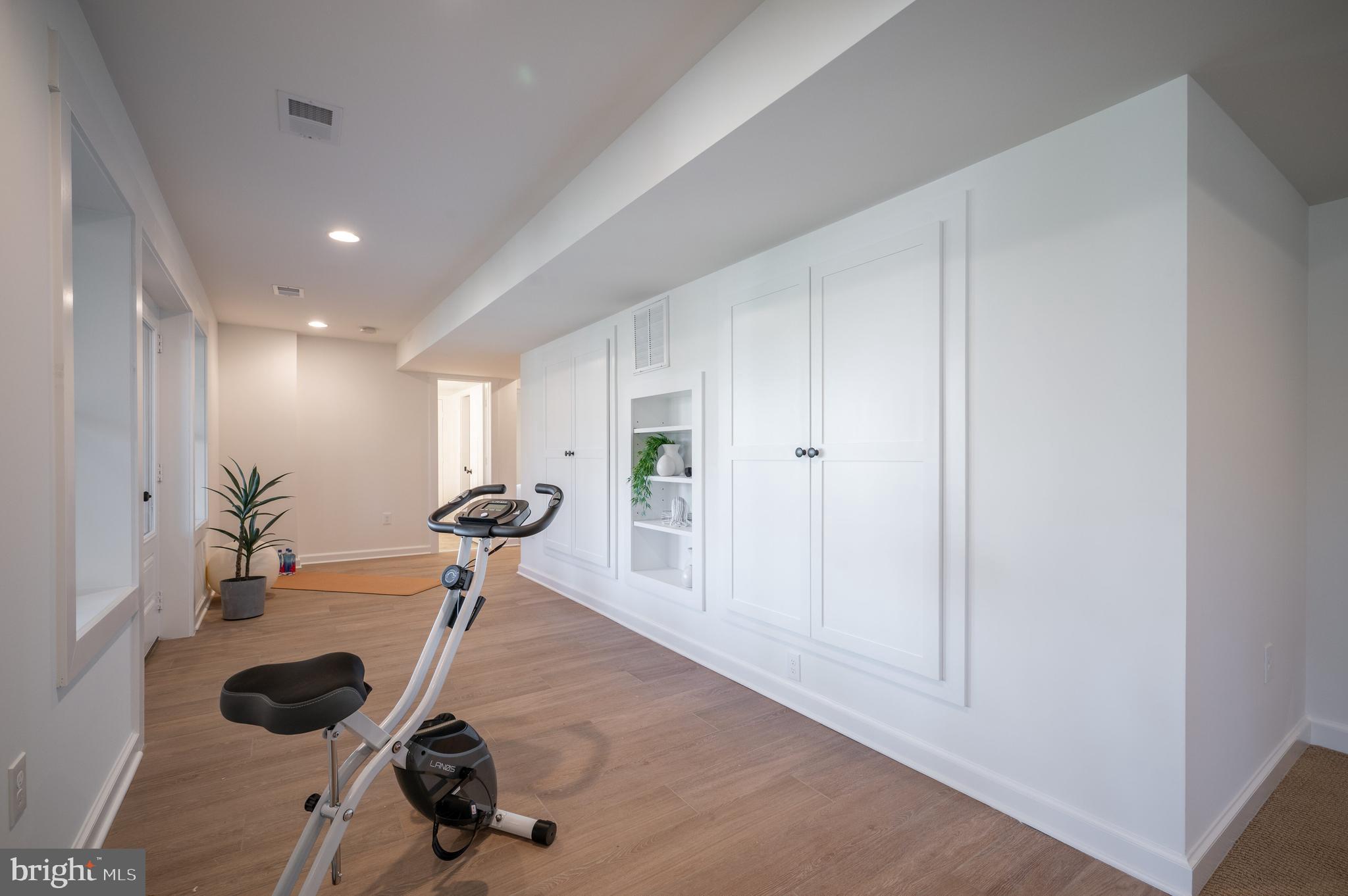 304 Lee Circle Alexandria, VA 22305 - Photo 52 of 62 Game/Exercise Area