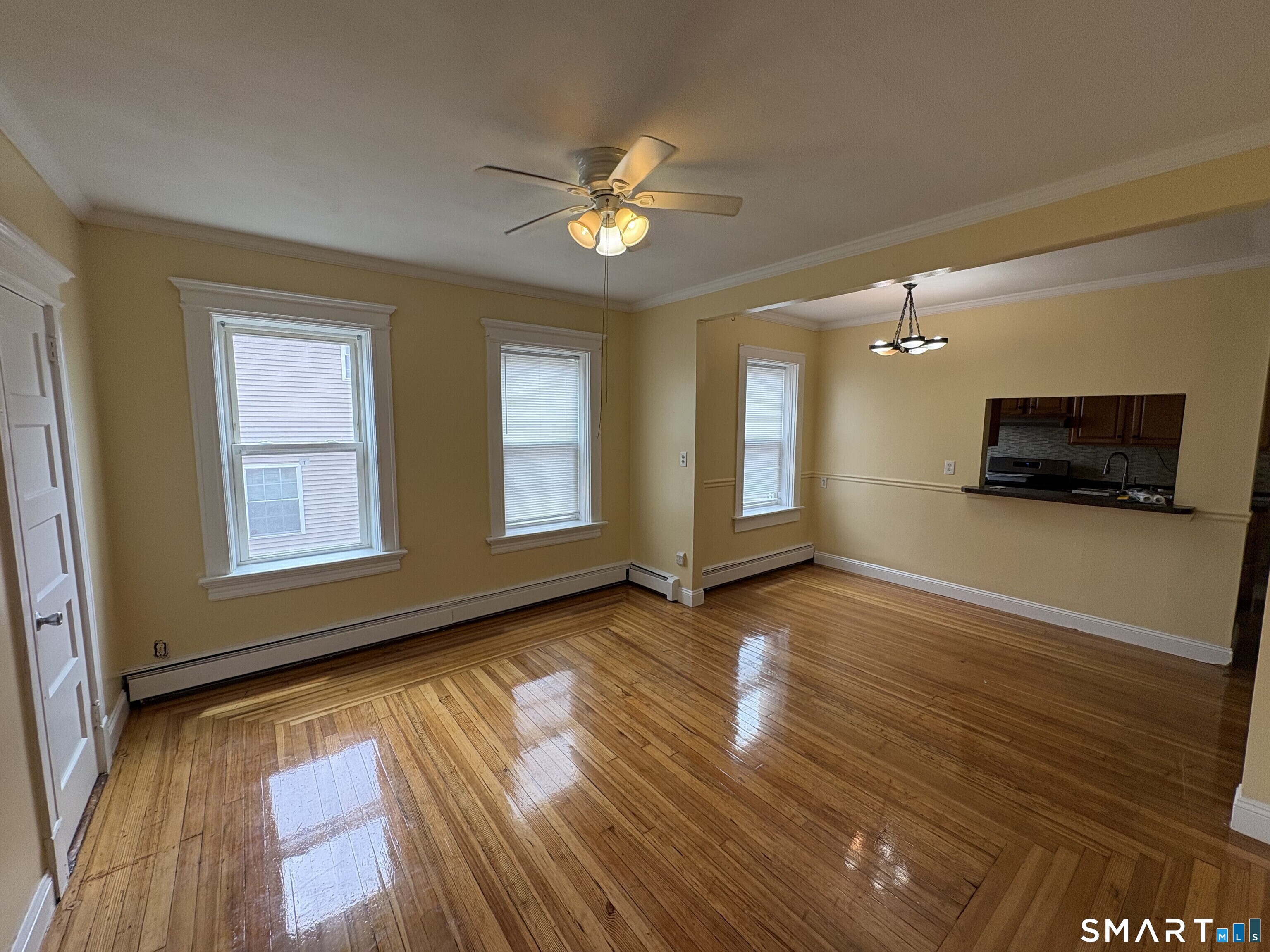 8 Erwin Place, Unit 2 New Britain, CT 06051 - Photo 5 of 28