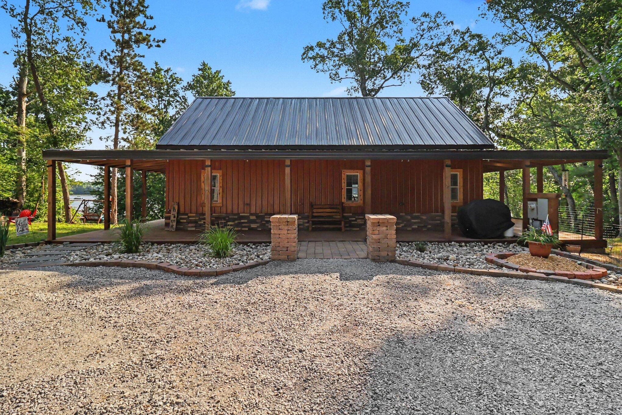 375 South Maple Road Branch, MI 49402 - Photo 34 of 51 031_file_2946