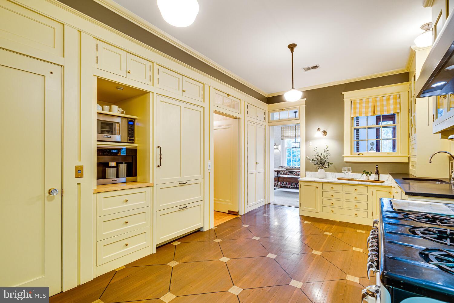 3512 Rittenhouse Street Northwest Washington, DC 20015 - Photo 27 of 132