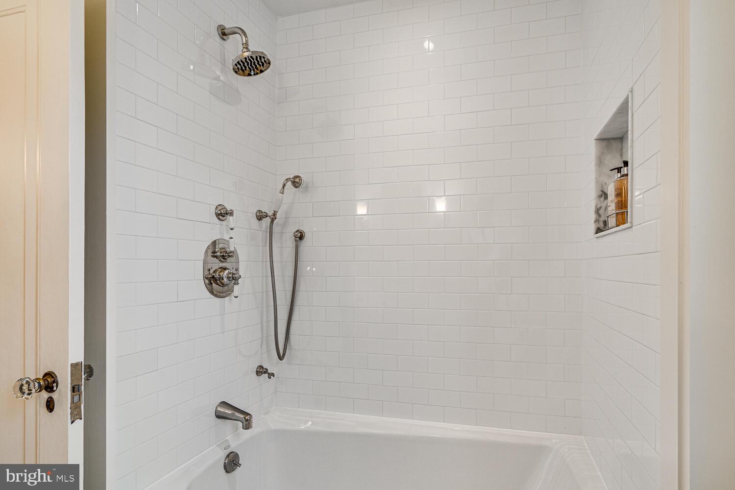 3512 Rittenhouse Street Northwest Washington, DC 20015 - Photo 66 of 132 a bathroom with a bathtub
