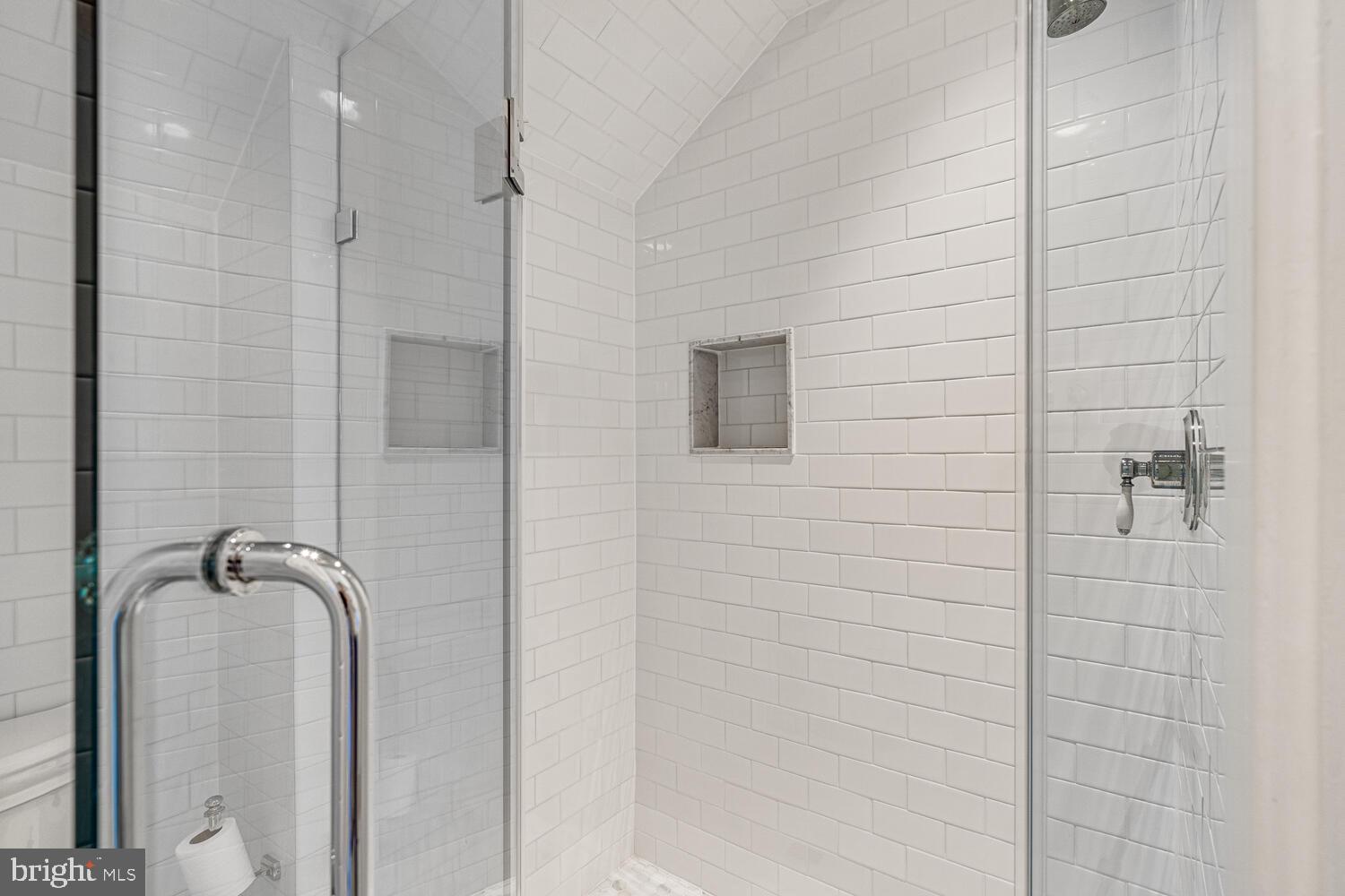 3512 Rittenhouse Street Northwest Washington, DC 20015 - Photo 78 of 132 Upper Level 2 Hall bathroom