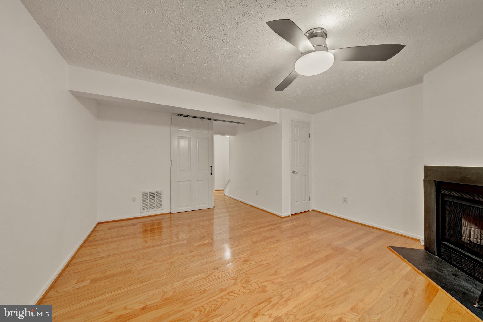 1931 Belmont Ridge Court Reston, VA 20191 - Photo 24 of 32
