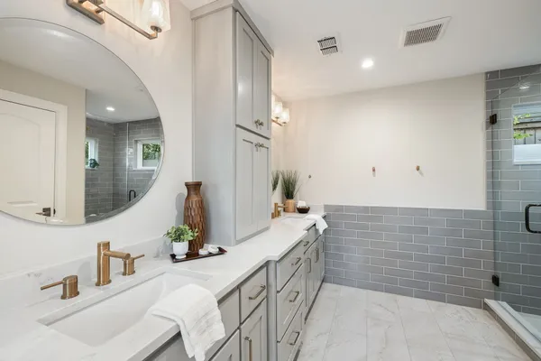 $799,000 | 1711 Belford Drive, Austin, TX 78757