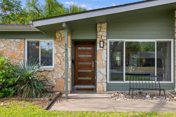 $799,000 | 1711 Belford Drive, Austin, TX 78757
