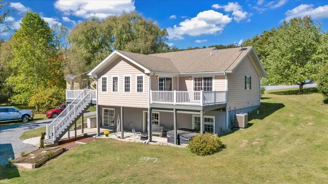 $475,000 | 21 Wing Walker Way, Buena Vista, VA 24416