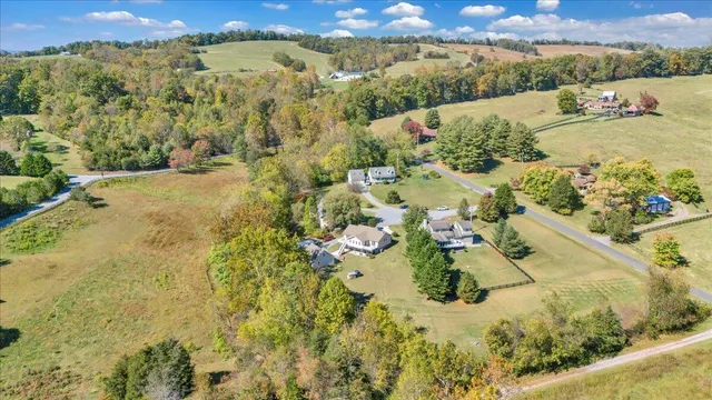 $475,000 | 21 Wing Walker Way, Buena Vista, VA 24416