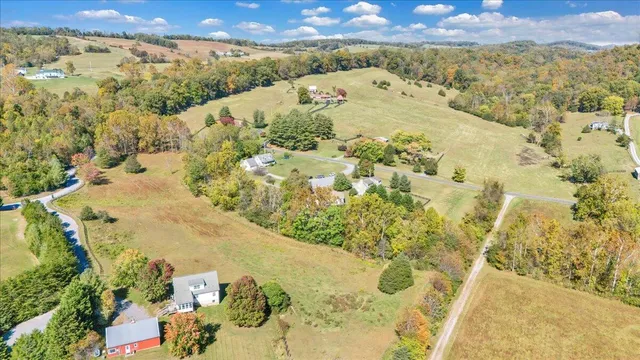 $475,000 | 21 Wing Walker Way, Buena Vista, VA 24416