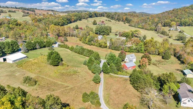 $475,000 | 21 Wing Walker Way, Buena Vista, VA 24416