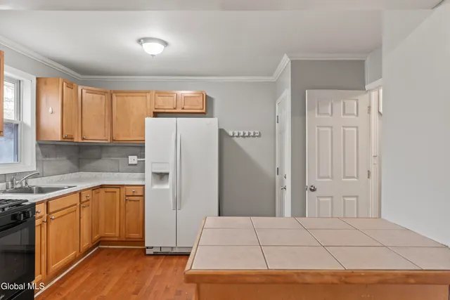 $284,900 | 12 Arcadia Court, Colonie, NY 12205