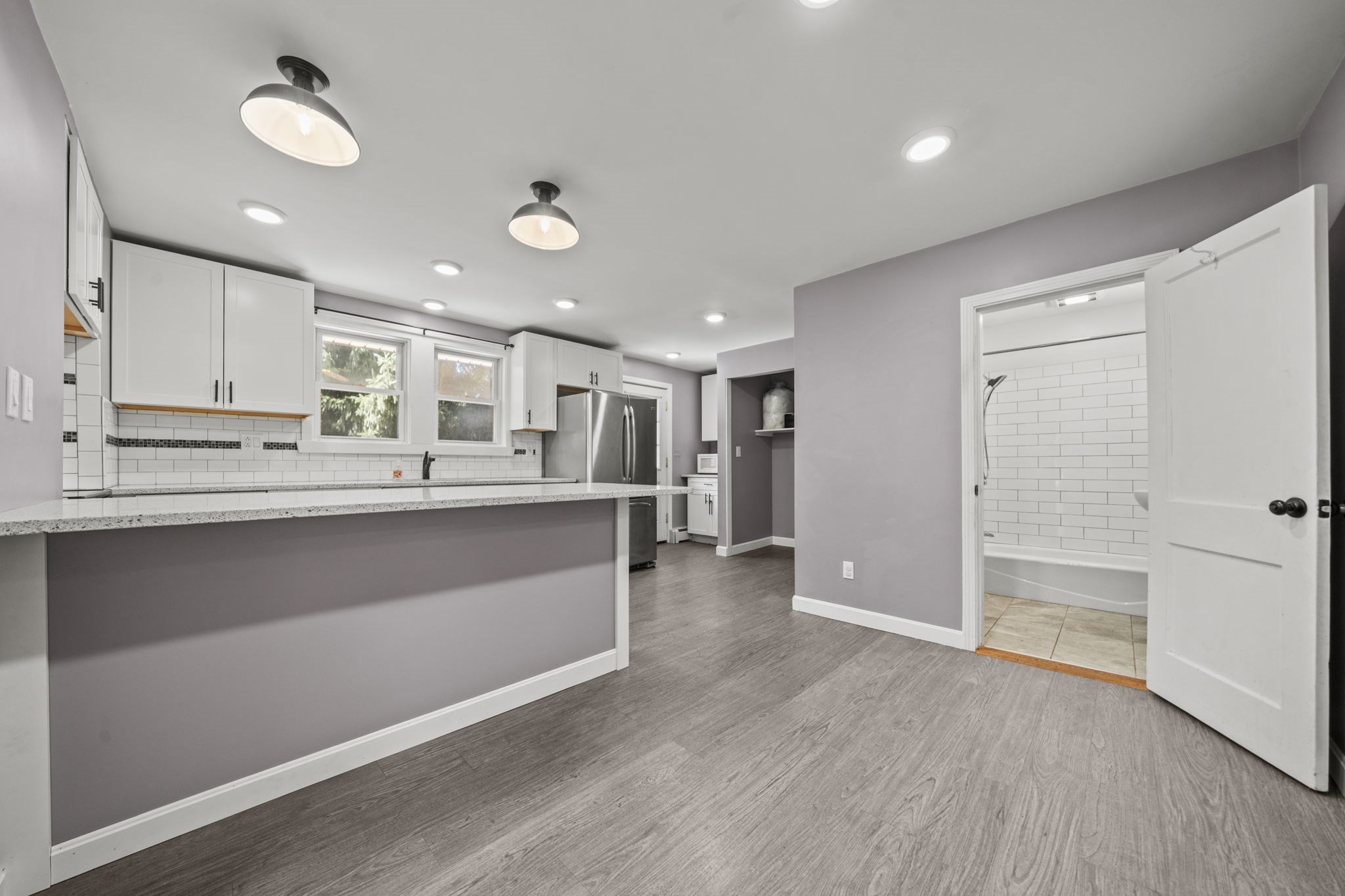 52 Forest Park Road Woburn, MA 01801 - Photo 8 of 33 Gallery Image 8