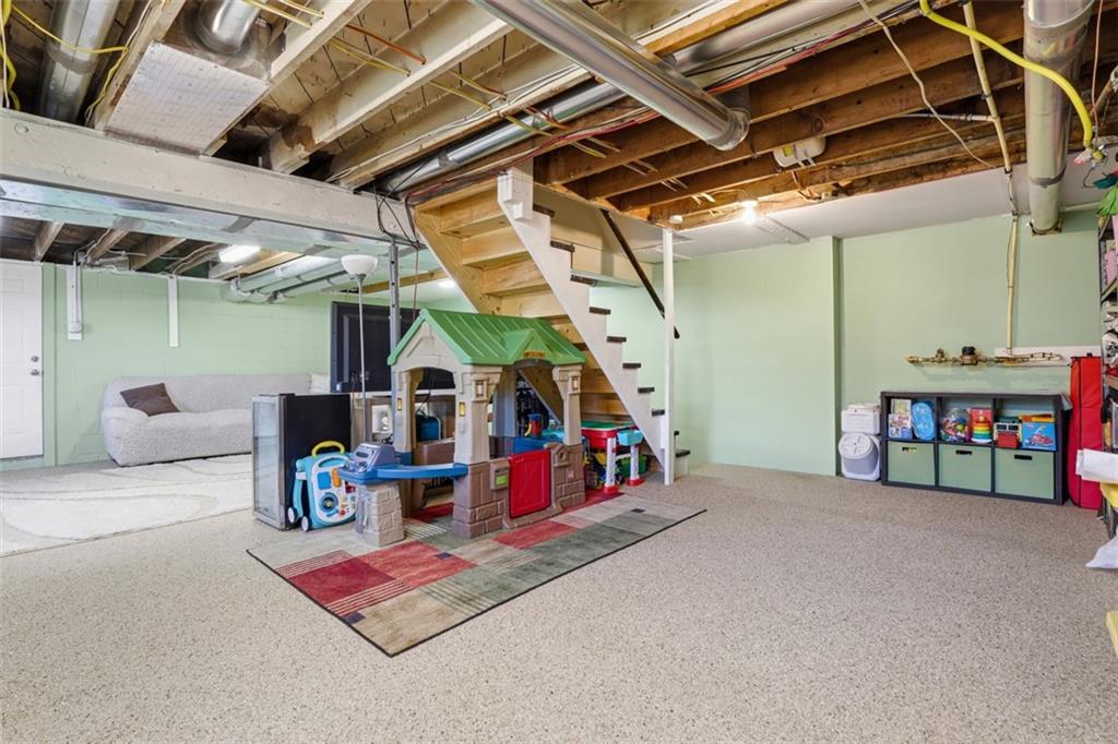 181 Foxwood Road Coraopolis, PA 15108 - Photo 29 of 48