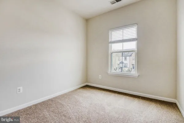 $3,000 | 410 Redbridge Street, Middle River, MD 21220