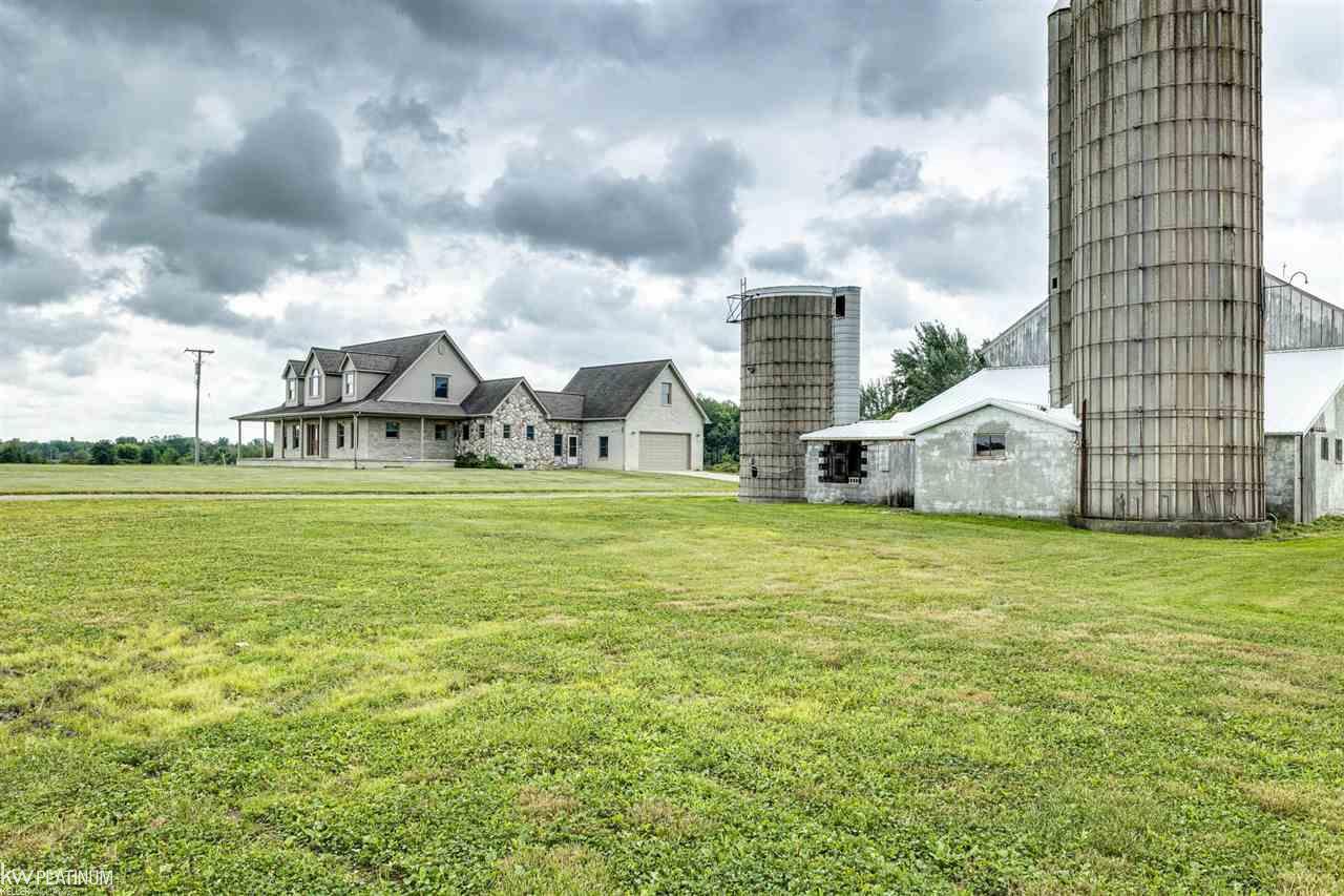8689 Imlay City Road Avoca, MI 48006 - Photo 14 of 65