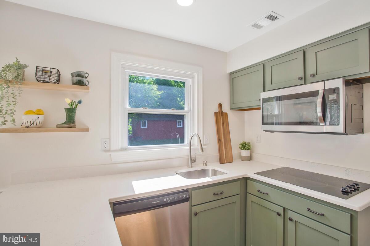4517 Rising Lane Bowie, MD 20715 - Photo 14 of 45 Gallery Image 14