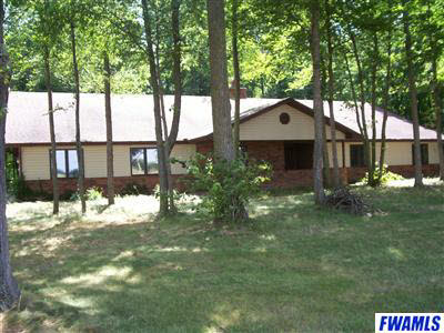 5067 St Road 101 Butler, IN 46721 - Photo 3 of 10