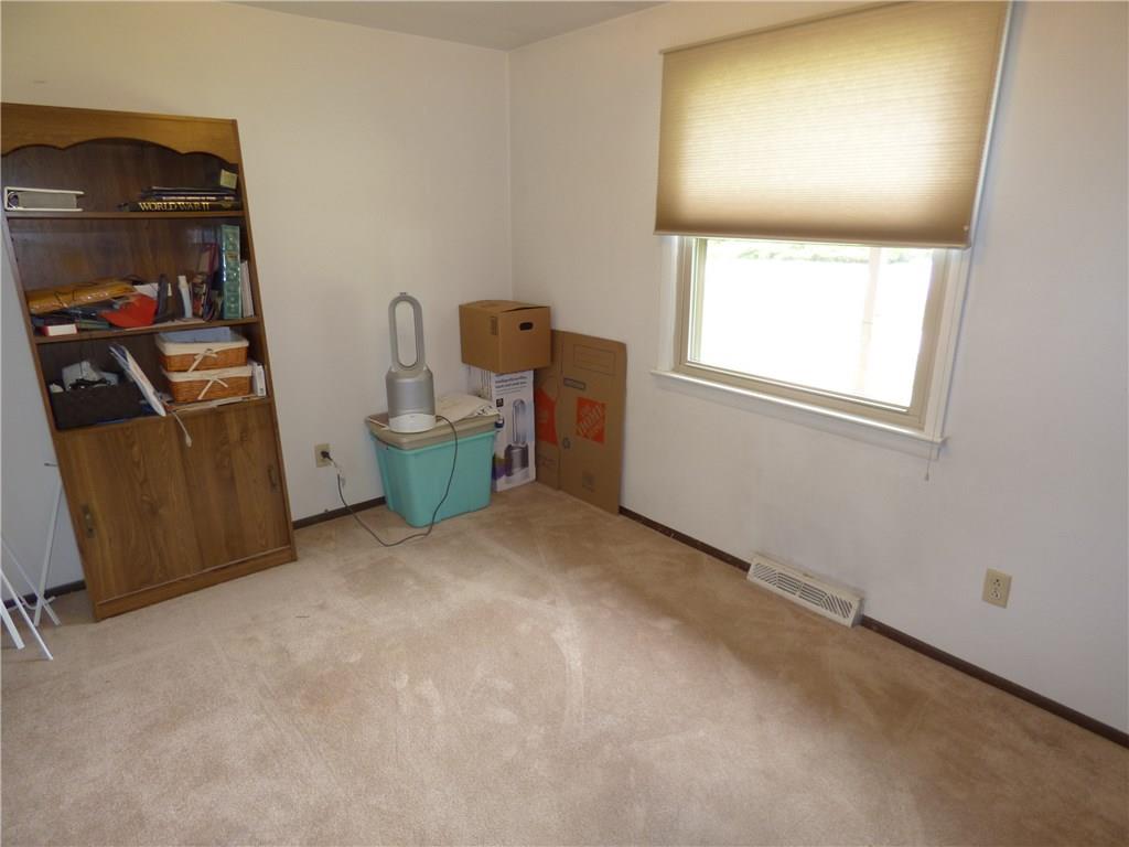 237 Perry Street Pittsburgh, PA 15239 - Photo 15 of 25 Bedroom#2