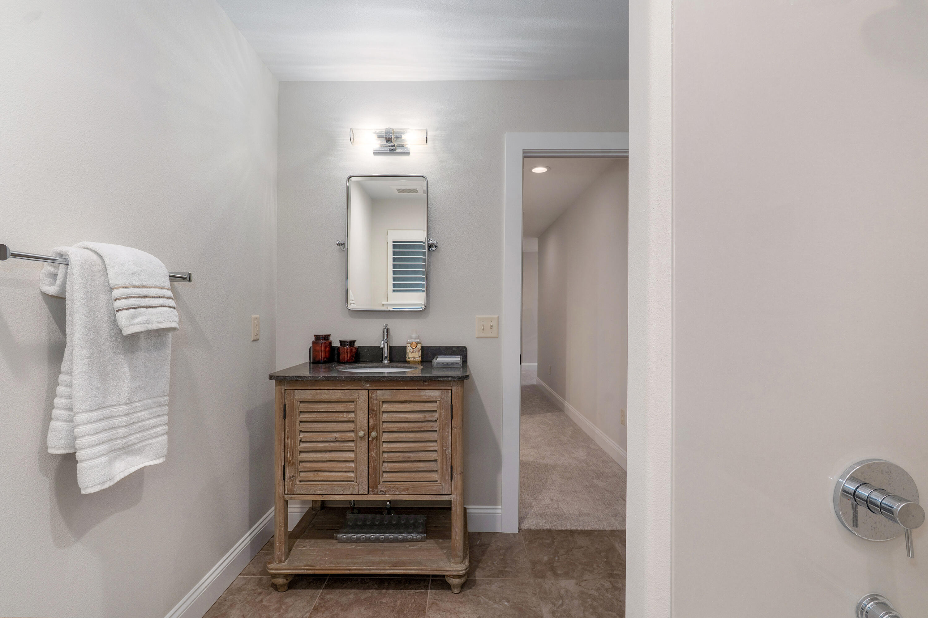 3810 East Cherry Street, Unit 18 Springfield, MO 65809 - Photo 41 of 63 3810 E Cherry St 18-56