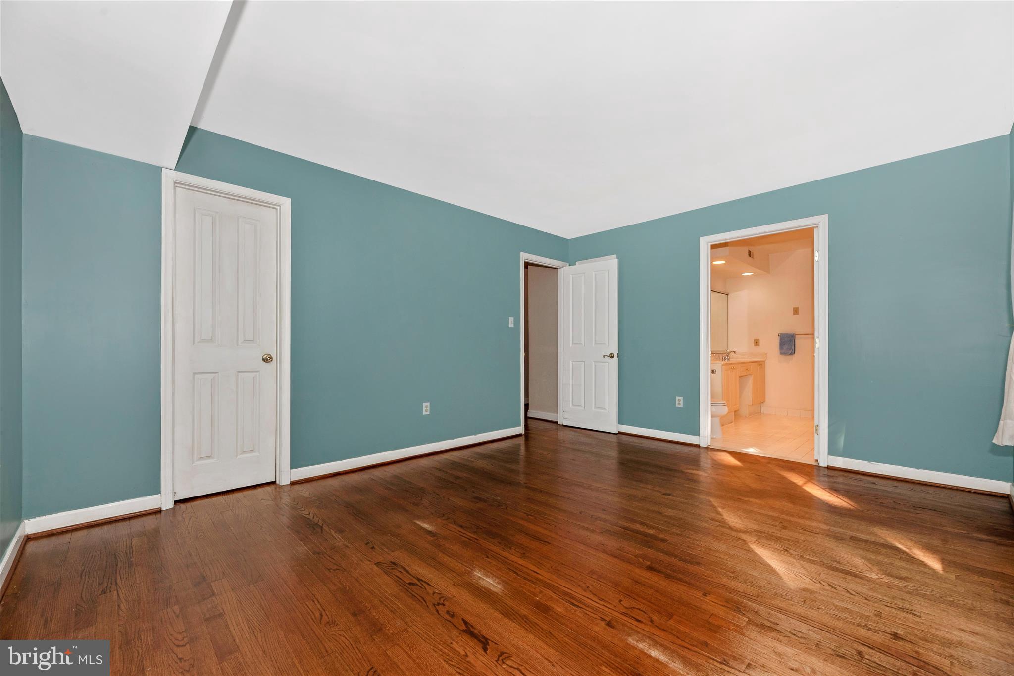 818 Dunbrooke Court Frederick, MD 21701 - Photo 33 of 71 Primary Bedroom Main Level