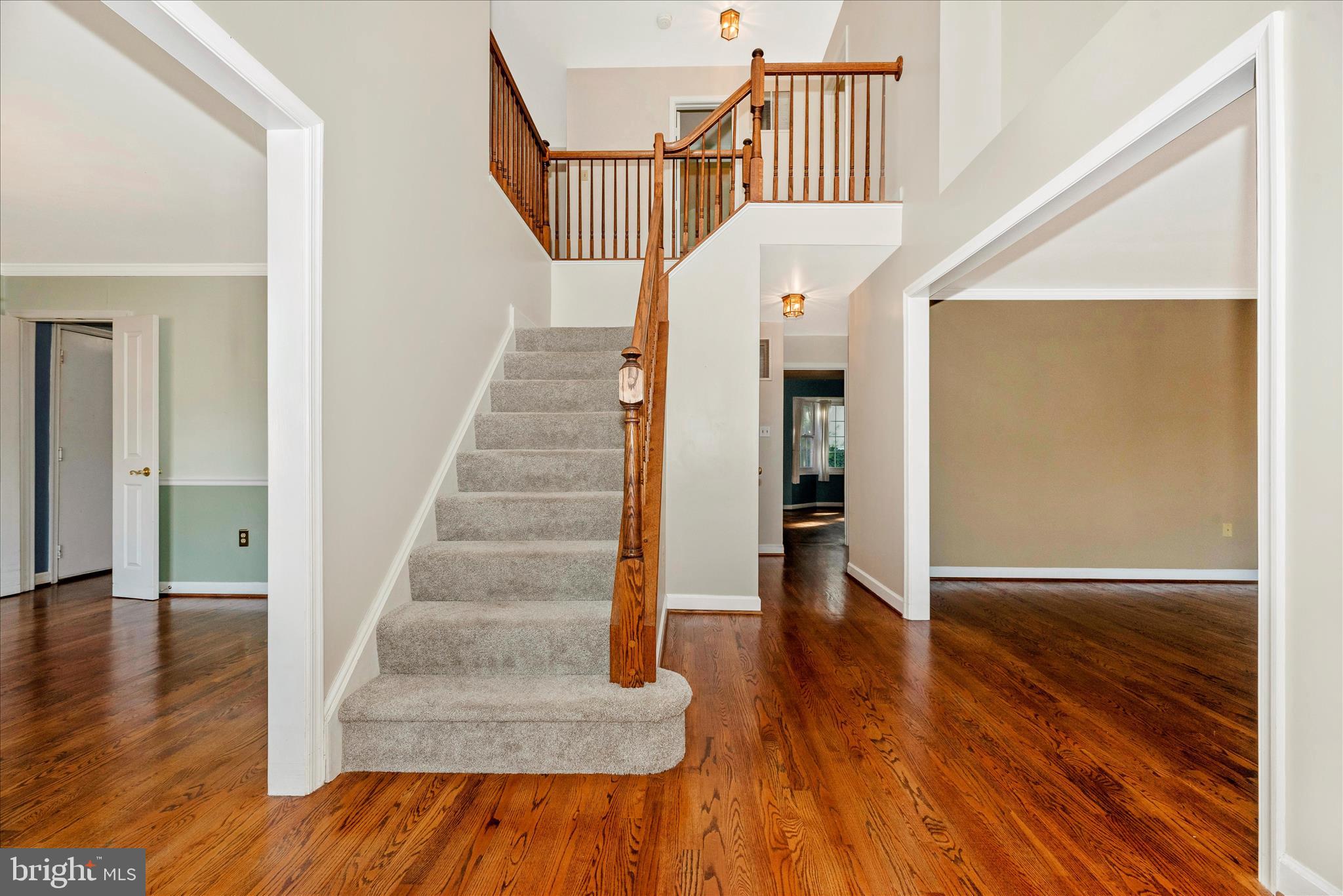 818 Dunbrooke Court Frederick, MD 21701 - Photo 4 of 71 Foyer