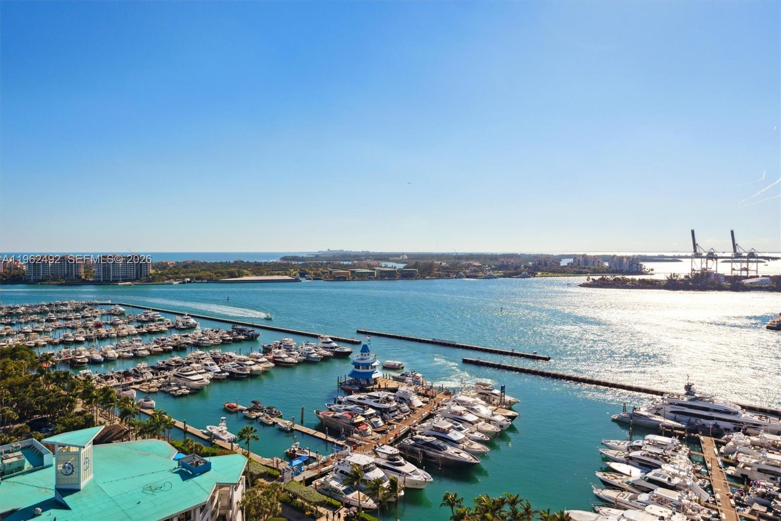 400 Alton Road, Unit 1910 Miami Beach, FL 33139 - Photo 19 of 20