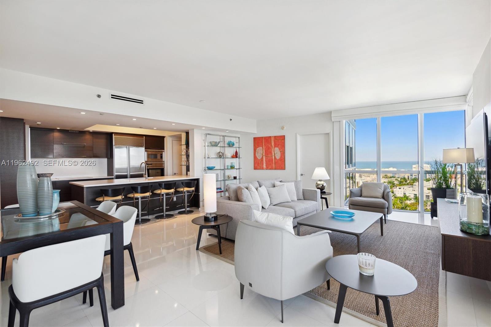 400 Alton Road, Unit 1910 Miami Beach, FL 33139 - Photo 4 of 20