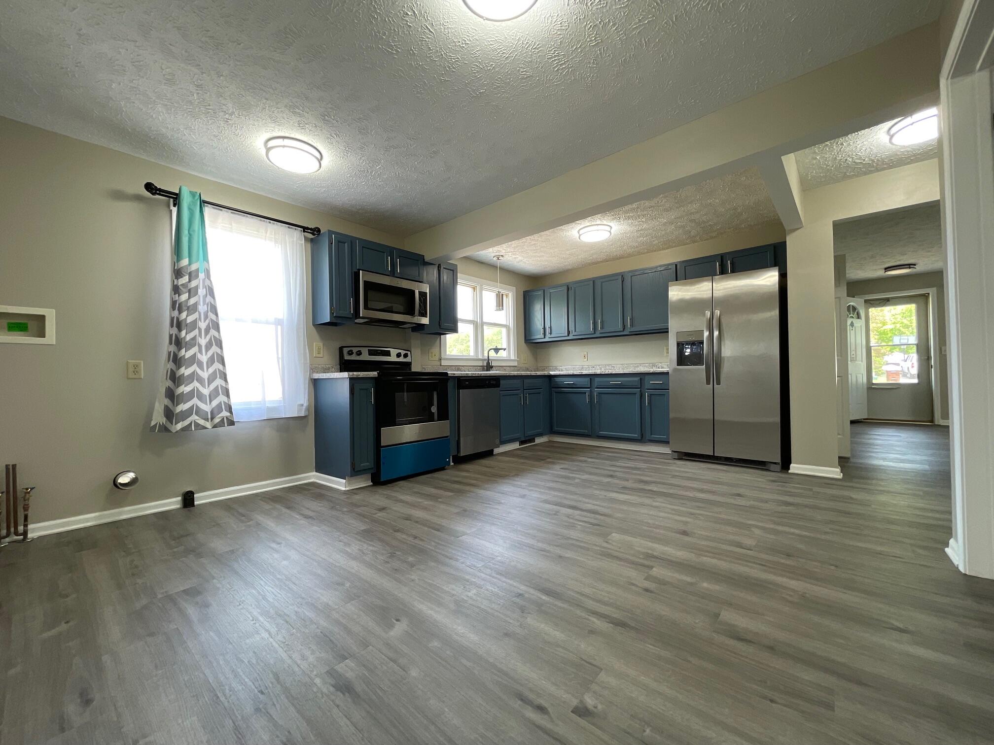 5138 Hughes Road Lansing, MI 48911 - Photo 12 of 32 70613174898__1A305925-CA3D-4957-9497-3A7