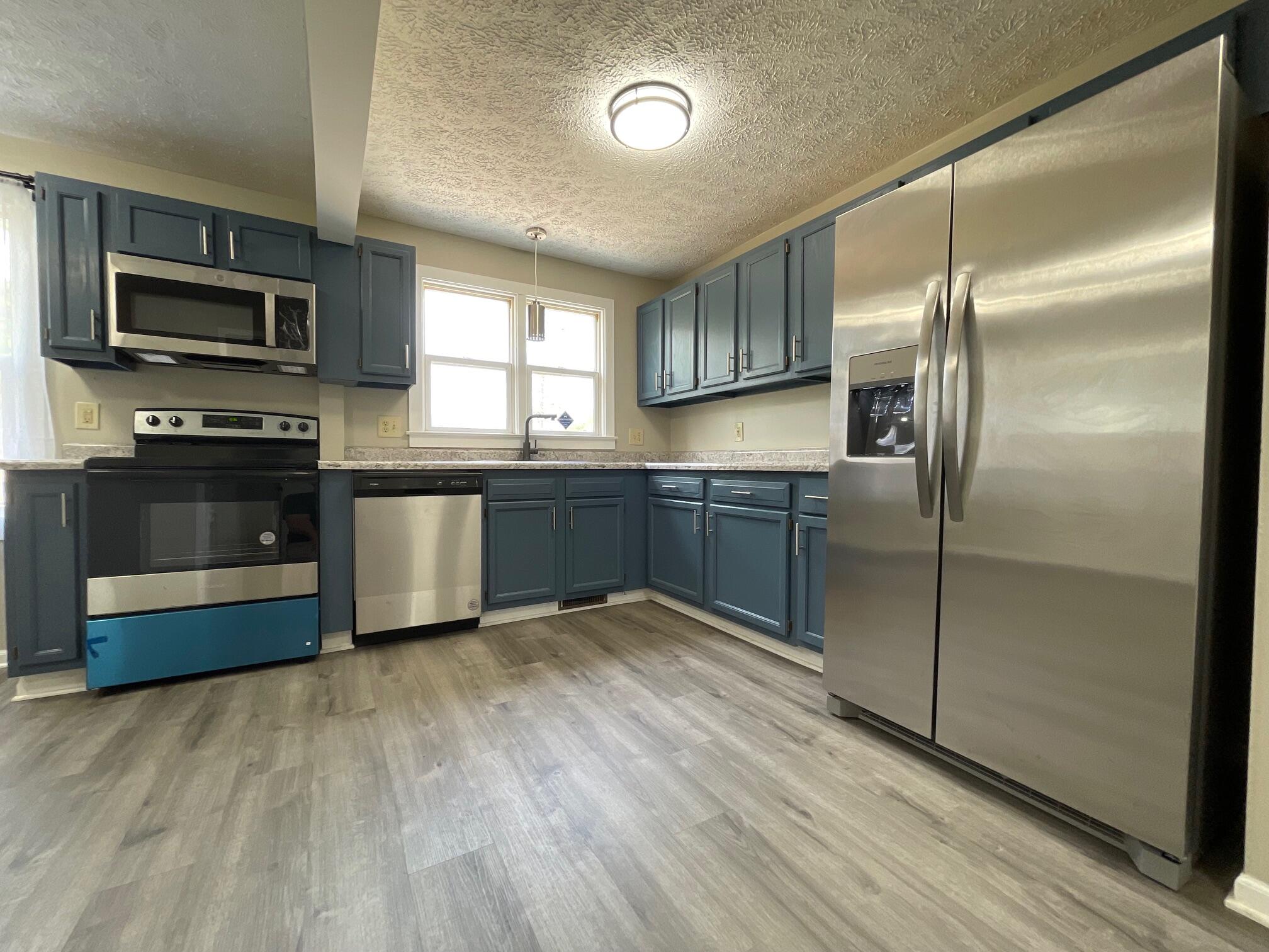 5138 Hughes Road Lansing, MI 48911 - Photo 14 of 32 70613177690__5BC20038-2B8D-41EF-90F9-134