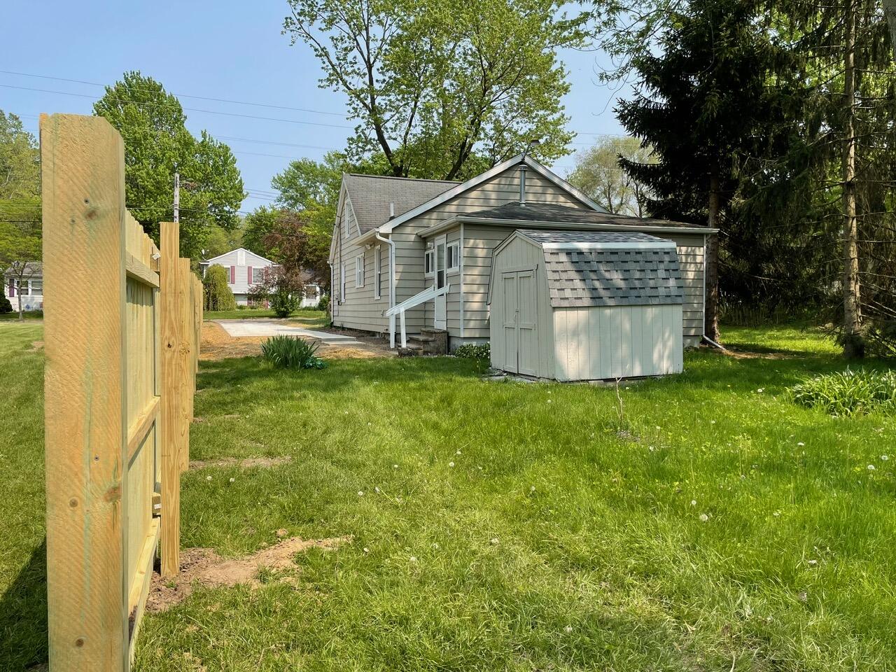 5138 Hughes Road Lansing, MI 48911 - Photo 4 of 32 70613155392__B2AE3068-89A4-4DF0-A6B7-80A