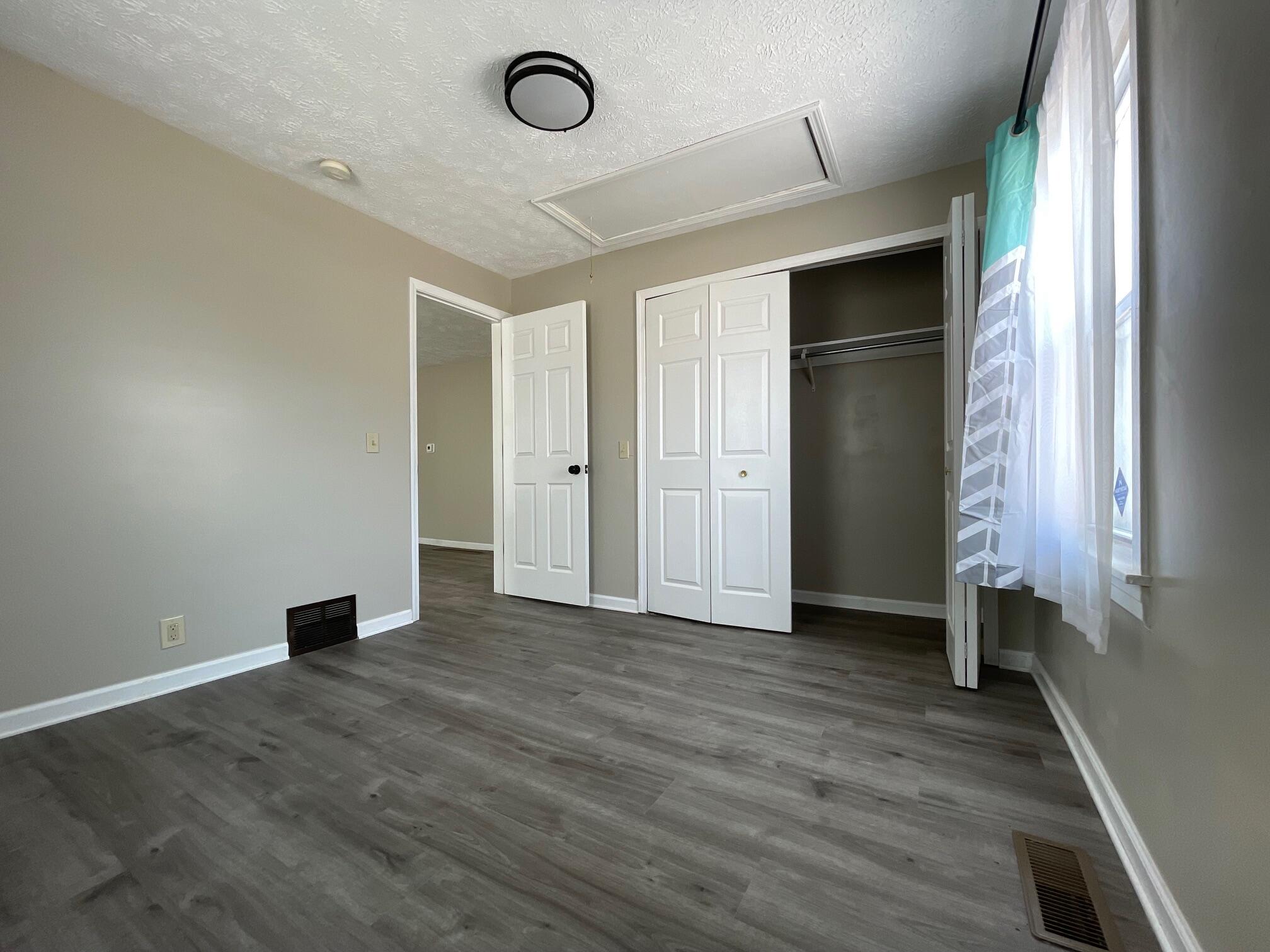 5138 Hughes Road Lansing, MI 48911 - Photo 9 of 32 70613171500__77FFF81F-94D8-42AC-9B4B-FAB