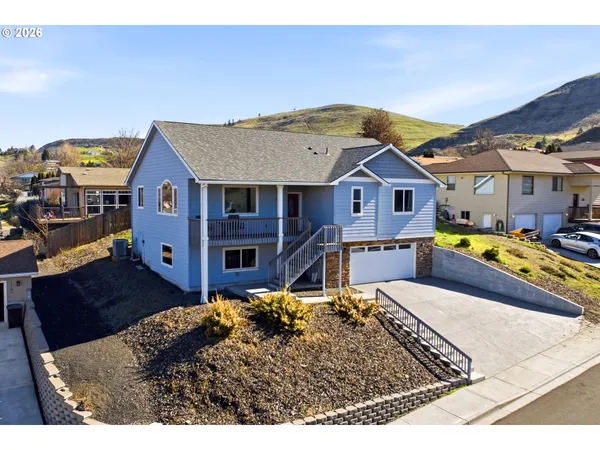 $509,000 | 1704 Oakwood Drive, The Dalles, OR 97058