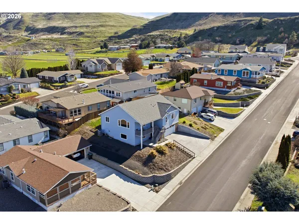 $509,000 | 1704 Oakwood Drive, The Dalles, OR 97058