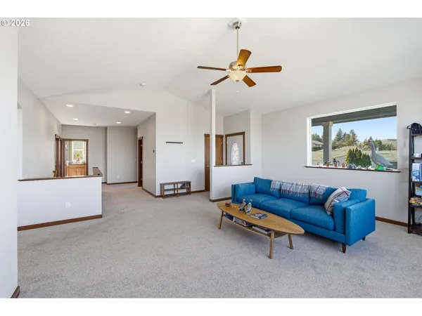 $509,000 | 1704 Oakwood Drive, The Dalles, OR 97058