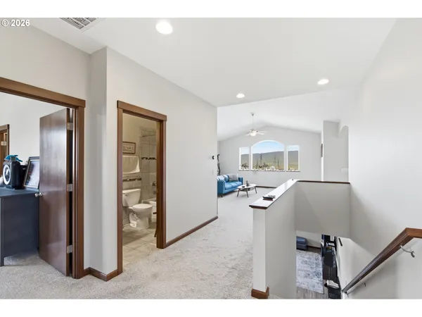 $509,000 | 1704 Oakwood Drive, The Dalles, OR 97058