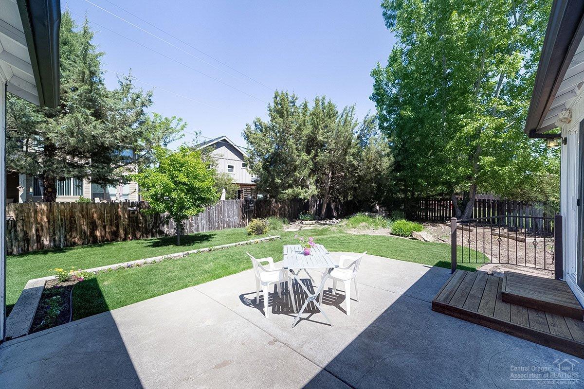 20226 Star Ridge Court Bend, OR 97703 - Photo 16 of 18 Additional Photo