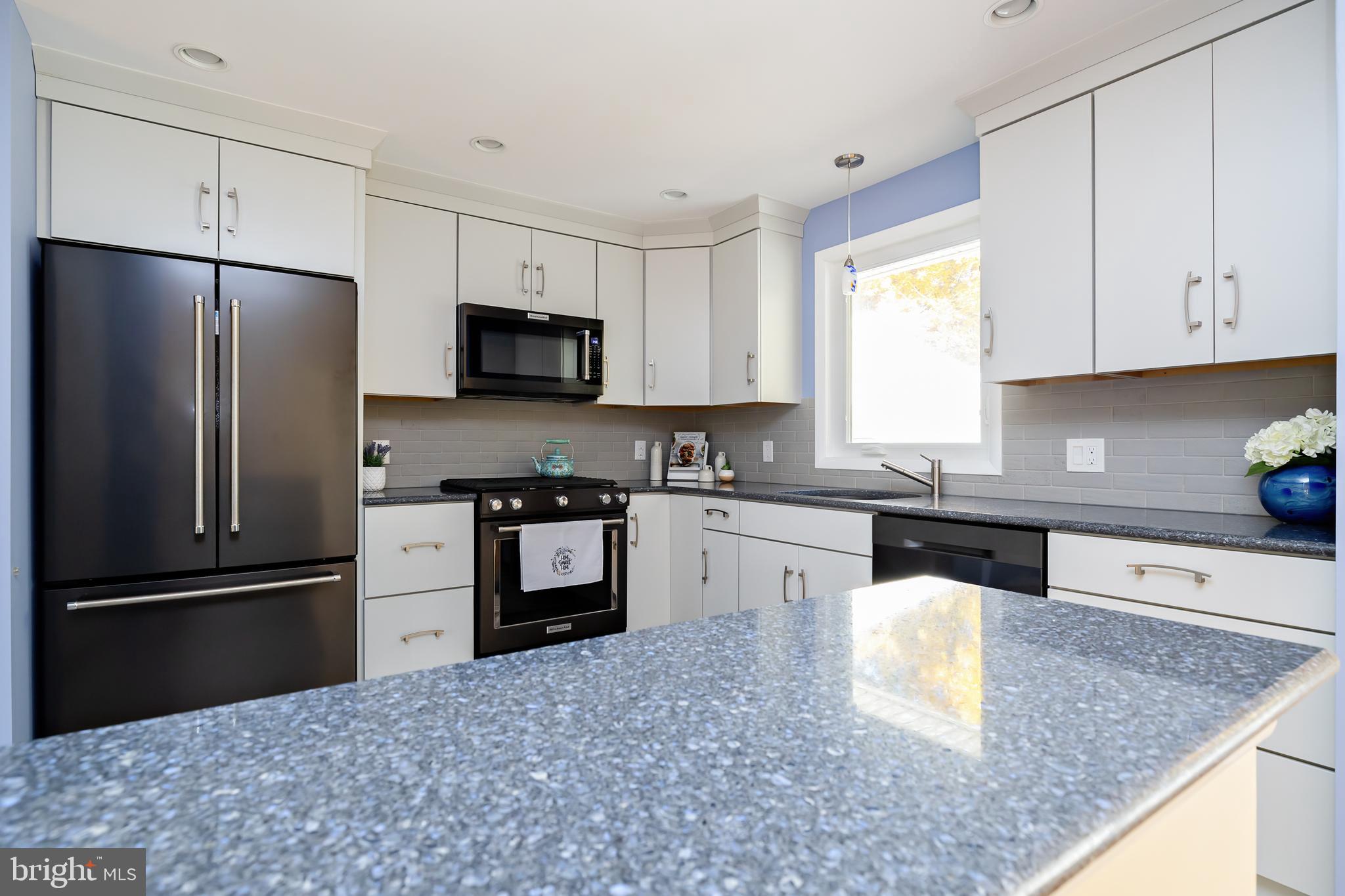 111 Round Hill Road Voorhees, NJ 08043 - Photo 15 of 50 Gallery Image 15