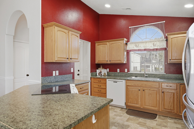 1405 South 780 West Payson, UT 84651 - Photo 13 of 32