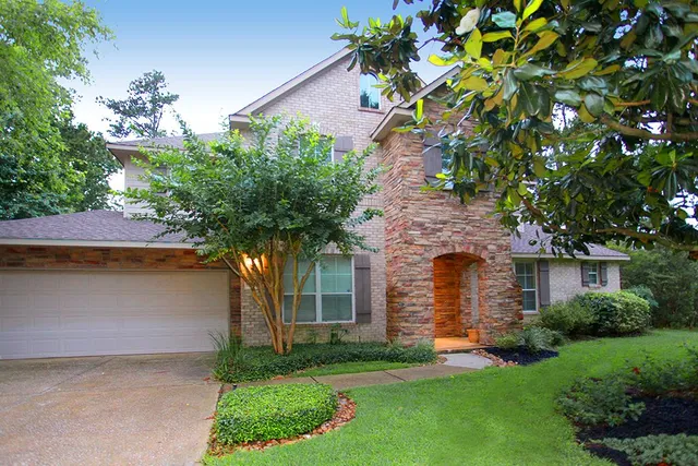 $4,300 | 31 Middle Gate Place, The Woodlands, TX 77382
